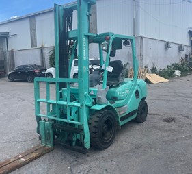 Xe nâng 3 tấn máy dầu số sàn FD30C-16    (0973766284)