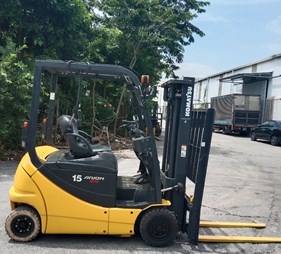 Xe nâng điện ngồi lái 1.5 tấn Komatsu FB15-12    (0973766284)