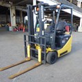 Xe nâng điện 1.5 tấn 3 bánh FB15M-12    (0973766284)