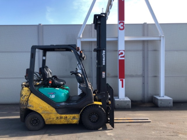 Xe nâng xăng gas 1.8 tấn