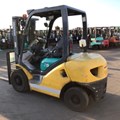 Xe nâng 2.5 tấn xăng đời -15 FG25C-15      (0973766284)