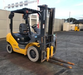 Xe nâng dầu 2.5 tấn đời -17 #331355 FD25T-17    (0973766284)